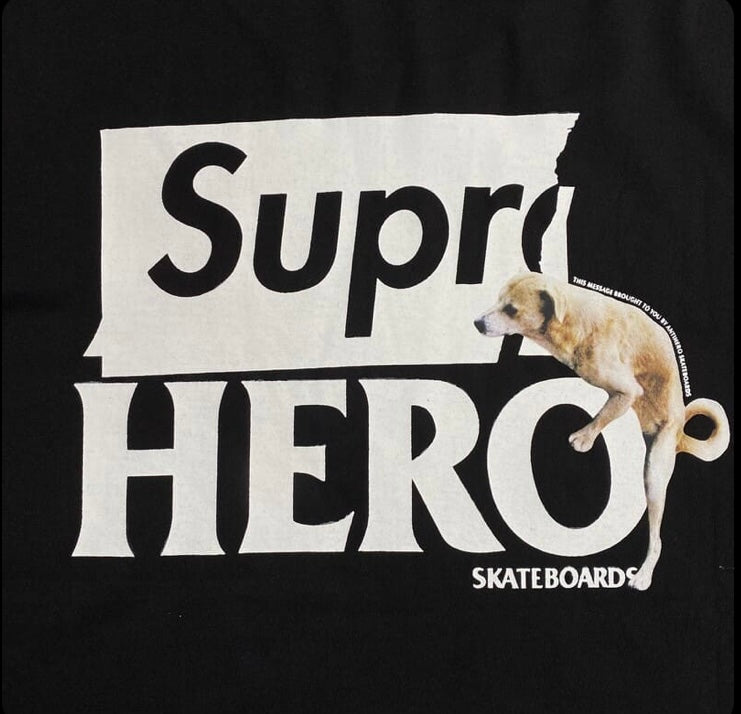 Camiseta Supreme ANTIHERO Dog