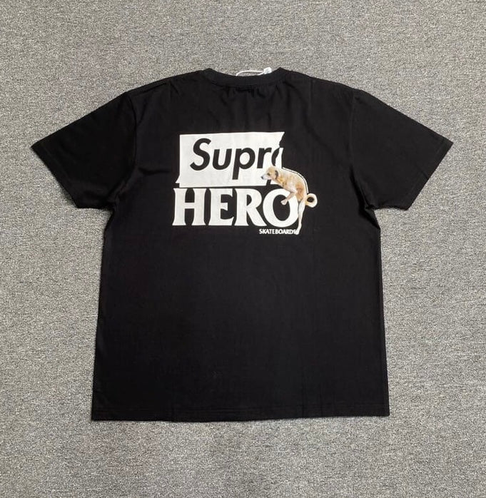 Camiseta Supreme ANTIHERO Dog